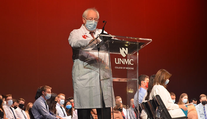 Medical students welcomed at White Coat Ceremony | UNMC